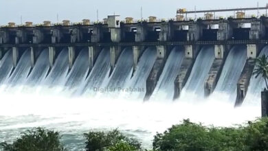उजनी धरणातून भीमा नदीत मोठ्या प्रमाणावर पाणी सोडण्यात येत असल्याने नदीकाठच्या गावातील नागरिकांनी खबरदारी घ्यावी -जिल्हाधिकारी 3 उजनी धरणातून भीमा नदीत मोठ्या प्रमाणावर पाणी सोडण्यात येत असल्याने नदीकाठच्या गावातील नागरिकांनी खबरदारी घ्यावी -जिल्हाधिकारी