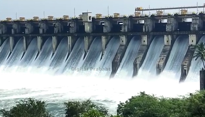 उजनी धरणात येणाऱ्या विसर्गात घट 1 उजनी धरणात येणाऱ्या विसर्गात घट