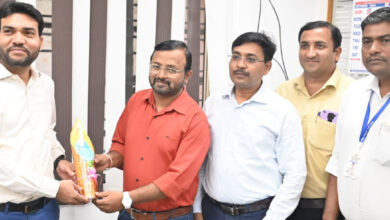 मुद्रित व इलेक्ट्रॉनिक माध्यमातील पेड न्यूजवर करडी नजर ठेवावी-निवडणूक खर्च निरीक्षक मीना तेजराम 4 मुद्रित व इलेक्ट्रॉनिक माध्यमातील पेड न्यूजवर करडी नजर ठेवावी-निवडणूक खर्च निरीक्षक मीना तेजराम