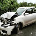 सोलापूरचे माध्यमिक शिक्षणाधिकारी यांच्या गाडीचा अपघात