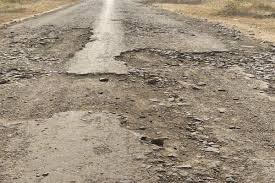 दळणवळणाच्या असुविधाचा कुंकू उद्योगाला फटका, रोपळे केम कंदर रस्त्या रस्त्याची दुरवस्था 3 दळणवळणाच्या असुविधाचा कुंकू उद्योगाला फटका, रोपळे केम कंदर रस्त्या रस्त्याची दुरवस्था