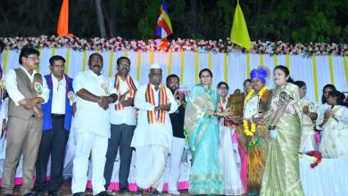 डॉ.बाबासाहेब आंबेडकर यांनी समाजाला शिकण्याचा, जगण्याचा, समानतेचा आणि समतेचा संदेश दिला : ज्ञानेश्वर महाराज जळगावकर