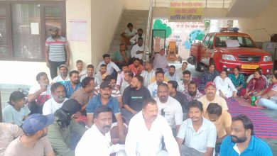 मुकेरियां मे सफाई कर्मचारियों का जोरदार धरना-प्रदर्शन, सरकार के खिलाफ उठीं आवाज़ 