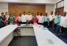दक्षिण सोलापूर तालुक्यातील जिल्हा परिषद शाळांमध्ये ‘स्पोकन इंग्लिश’ उपक्रमास प्रारंभ 2 दक्षिण सोलापूर तालुक्यातील जिल्हा परिषद शाळांमध्ये ‘स्पोकन इंग्लिश’ उपक्रमास प्रारंभ